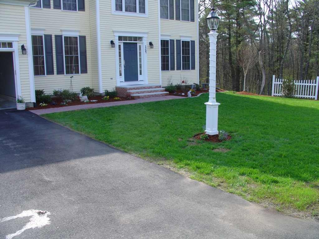 walkways and driveways -04L9 Lawn Fertilizer Service
