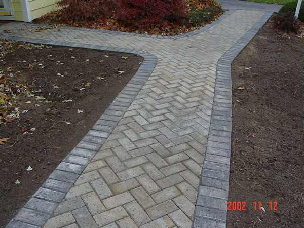 walkways and driveways -04s3 Lawn Fertilizer Service