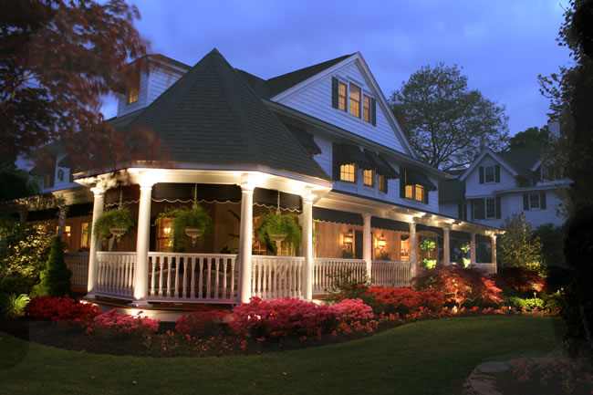 lighting -10land13 Outdoor Commercial Lighting