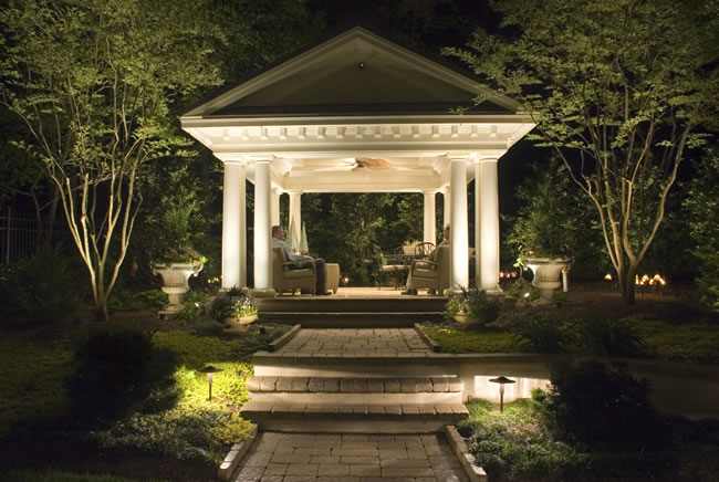 lighting -10land21 Outdoor Commercial Lighting